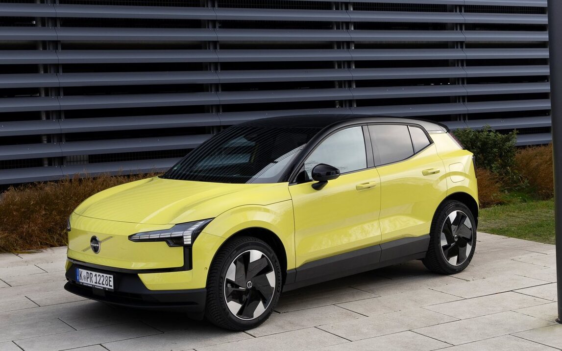 Volvo EX30